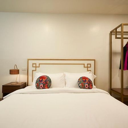 Sweet'S Escape Hotel Bangkok Bagian luar foto