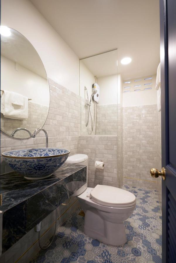 Sweet'S Escape Hotel Bangkok Bagian luar foto