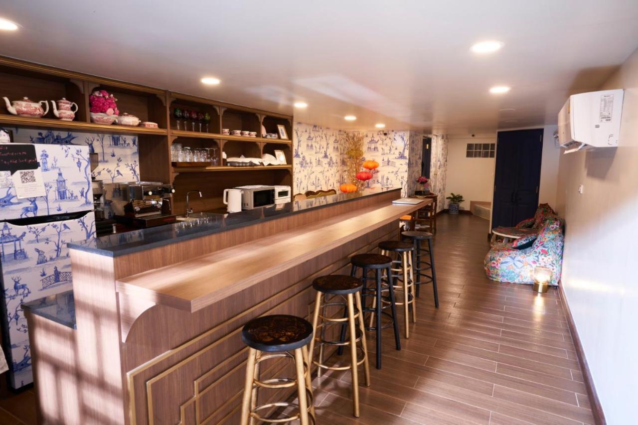 Sweet'S Escape Hotel Bangkok Bagian luar foto