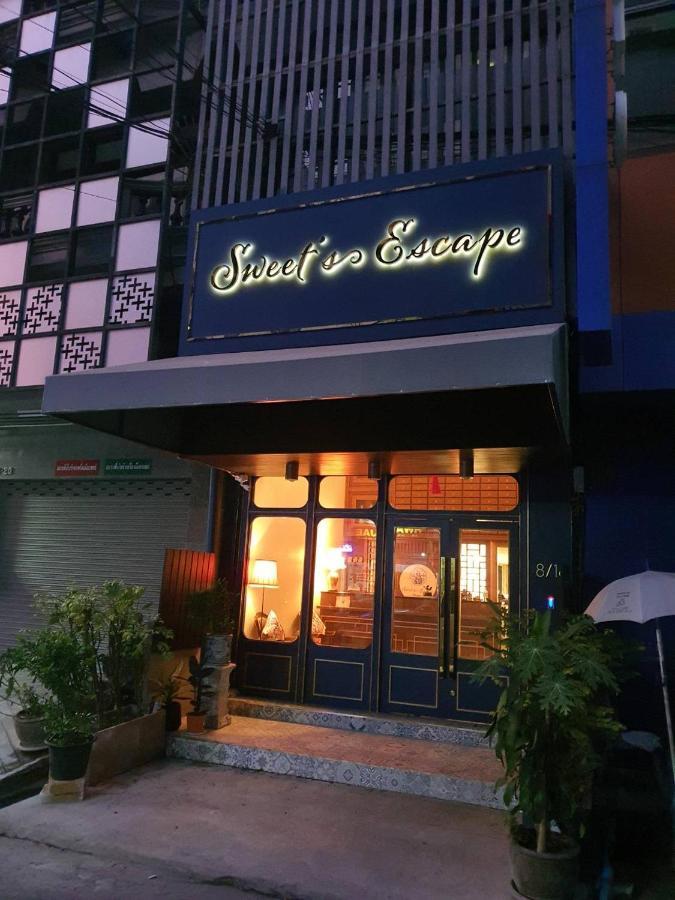 Sweet'S Escape Hotel Bangkok Bagian luar foto