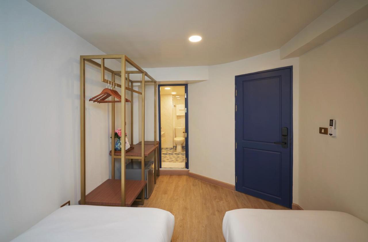 Sweet'S Escape Hotel Bangkok Bagian luar foto